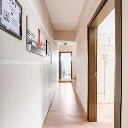 Arya Roof House 빌라 말마리스