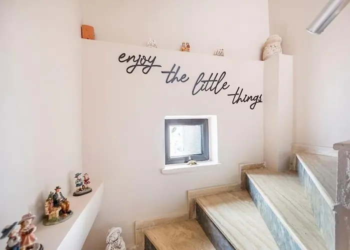 Merkez Bahçeli Müstakil Ev Arya Roof House