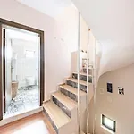 Villa Merkez Bahceli Muestakil Ev Arya Roof House *