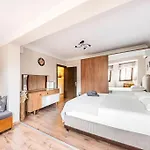 Villa Merkez Bahceli Muestakil Ev Arya Roof House *