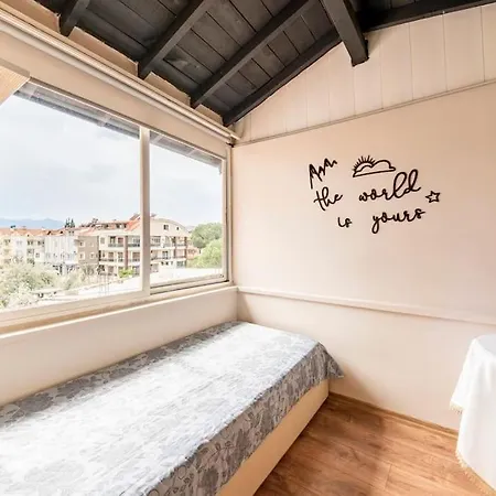 Вилла Arya Roof House *