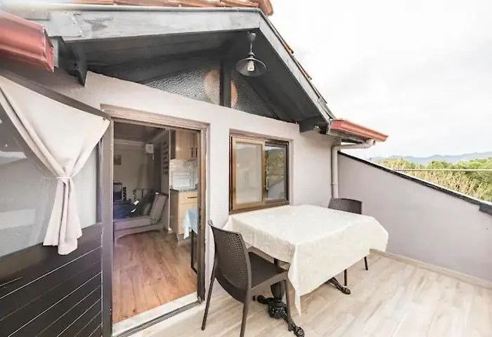 וילה Merkez Bahceli Muestakil Ev Arya Roof House